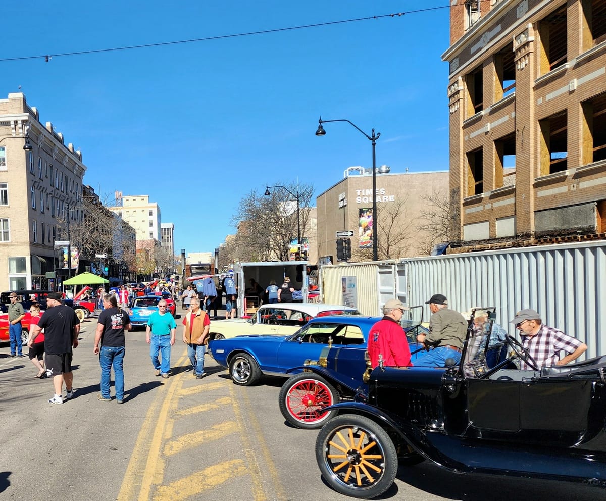 25th Annual Cruisin' The Drag Car Show Celebrated This Weekend