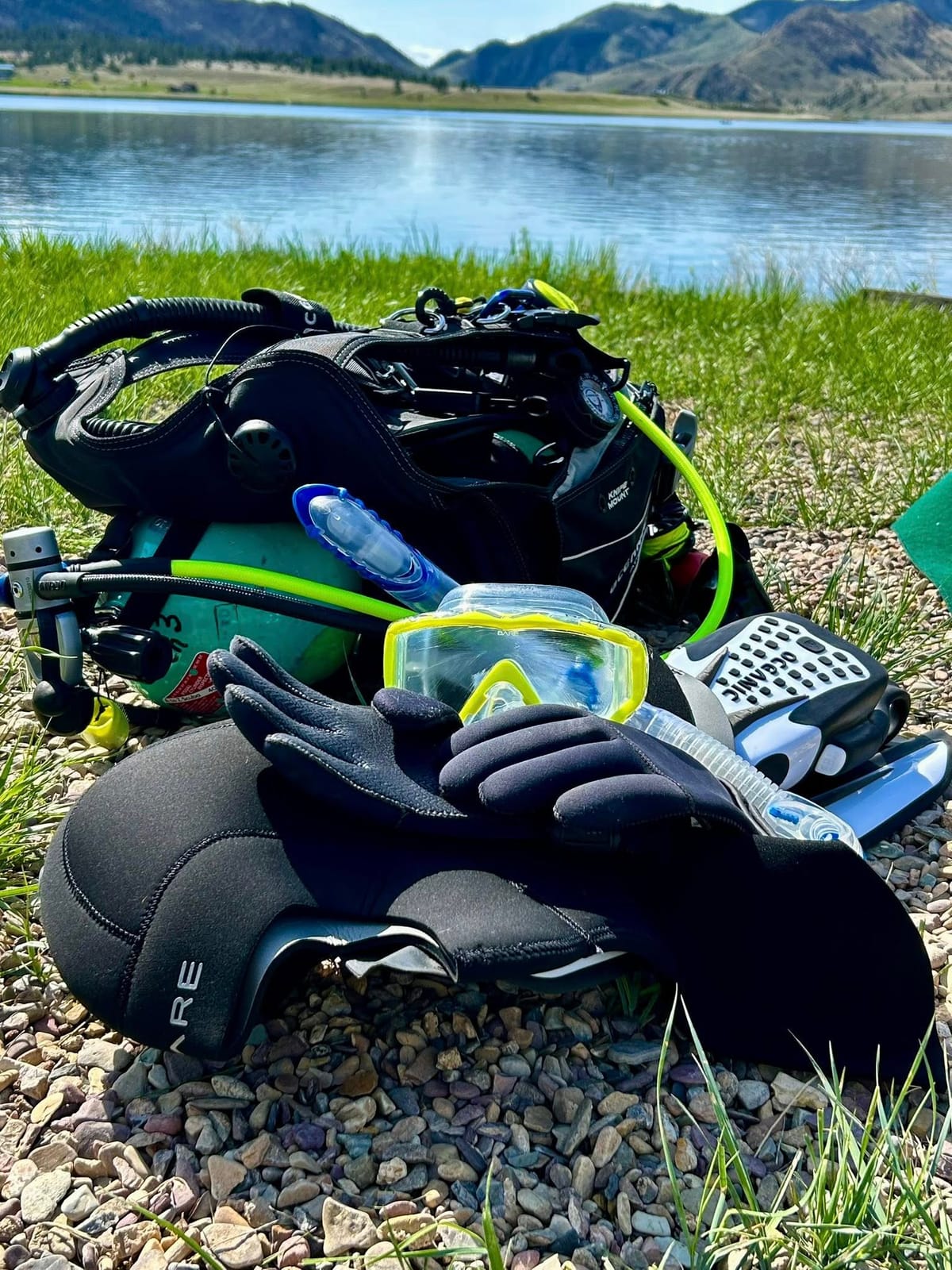 Underwater Soldiers Removes 200 Pounds of Waste in Clean-up Dive at Holter Lake