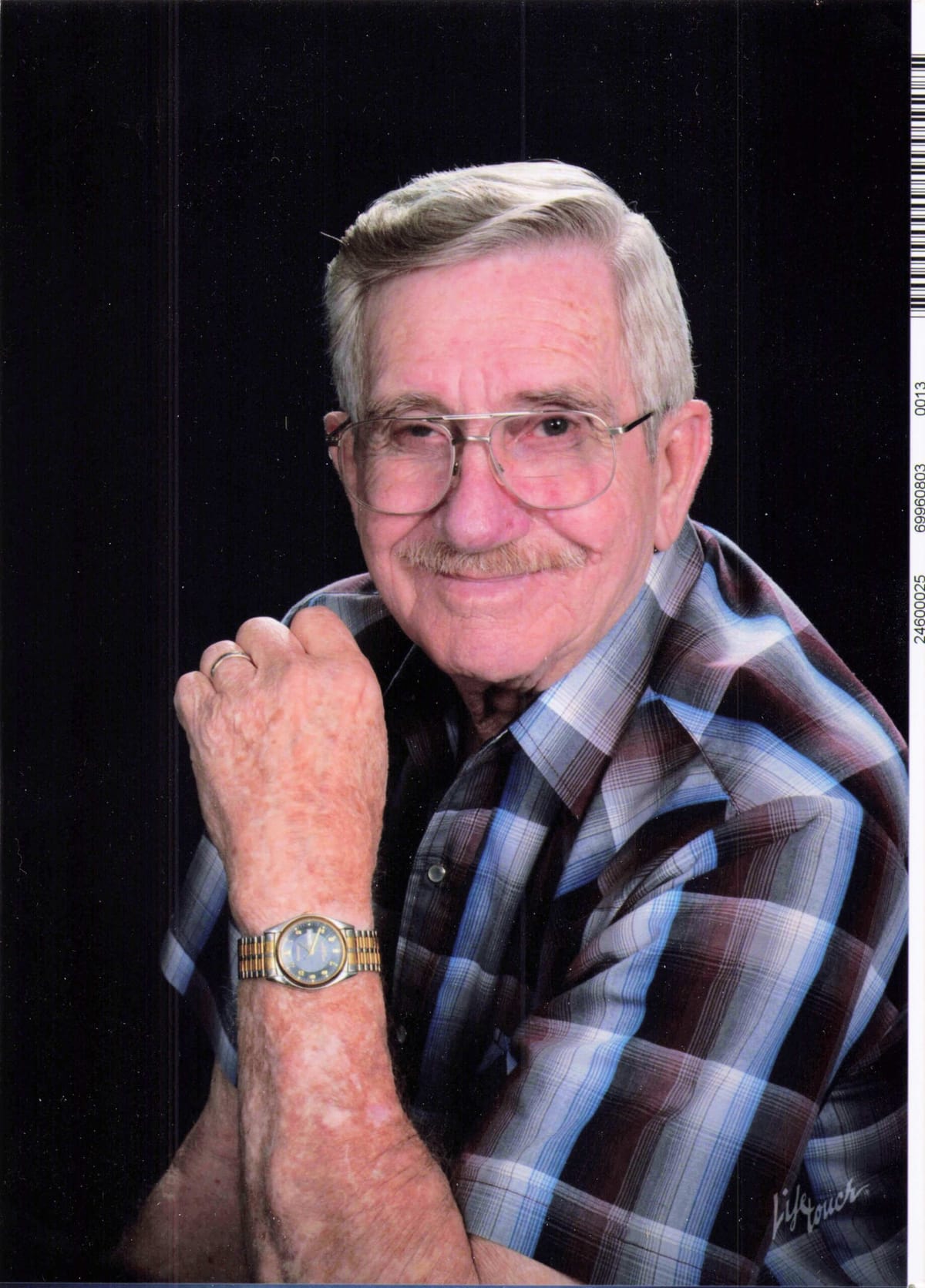 Obituary of Darrel Cook