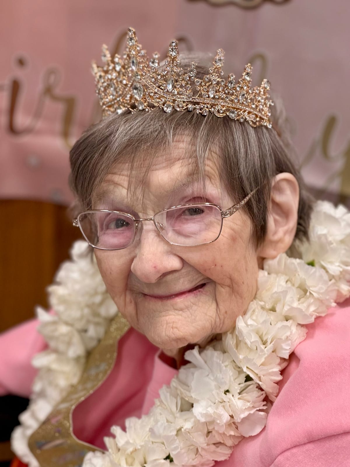 Obituary of Phyllis White