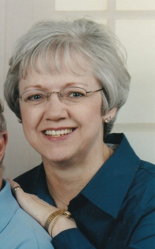 Obituary of Donna Charlene (Scharberg) Gile