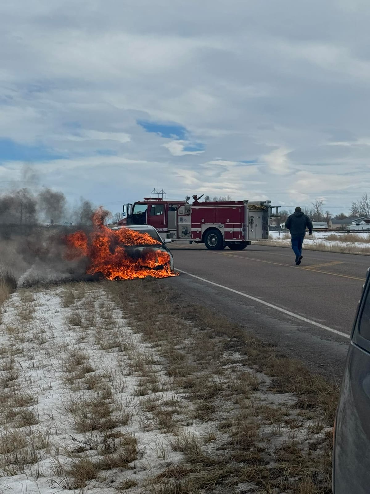 Firefighters Extinguish Car Fire on Vaughn South Frontage Road