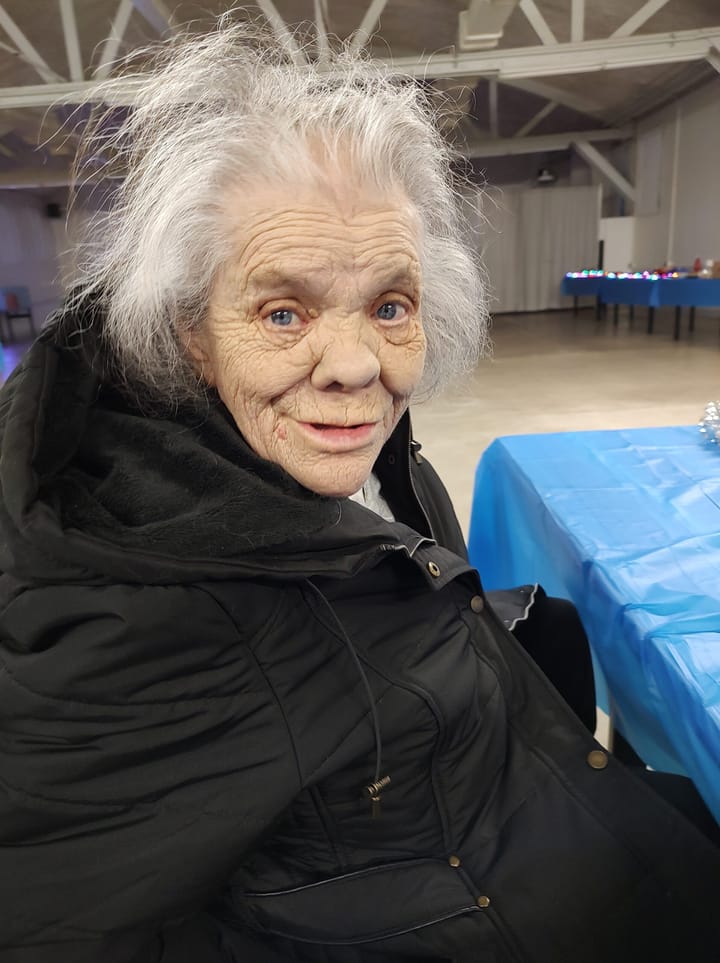 Obituary of Viola Marie Burckhard
