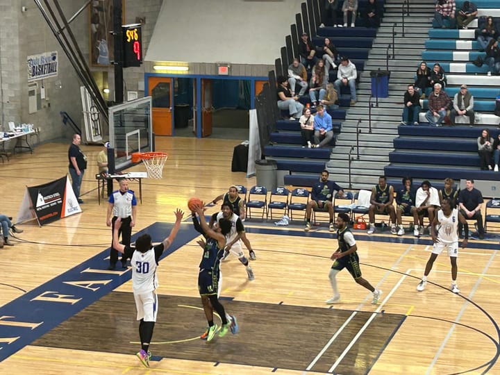 Great Falls Sparks Fourth Quarter Comeback With 110-108 Road Win Over the Seattle Super Hawks