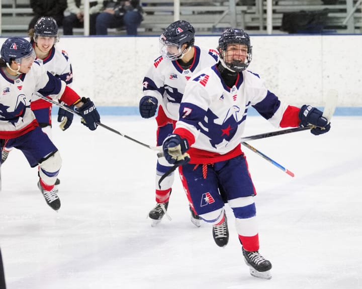 HELENA SLIPS BY GREAT FALLS, 3-1 TO AVOID THIRD LOSS