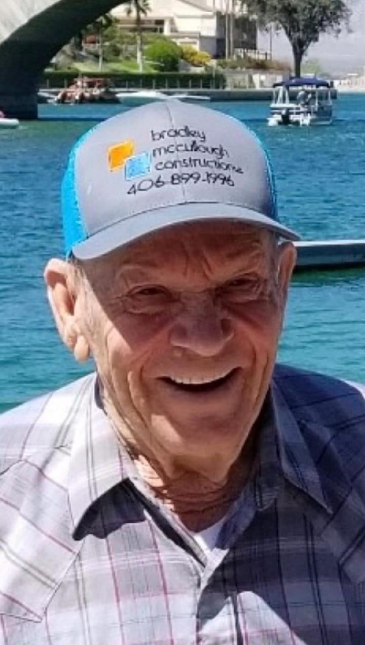 Obituary of Robert Earl McCullough